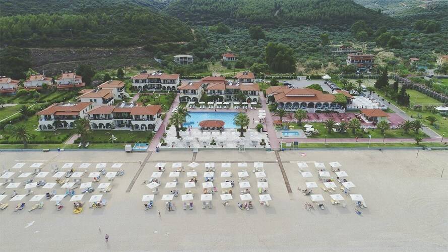Bomo Assa Maris Beach