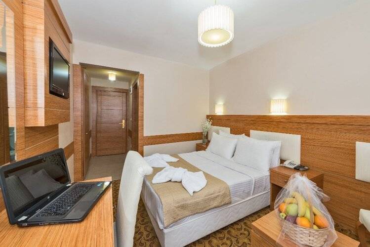 Selenay Hotel
