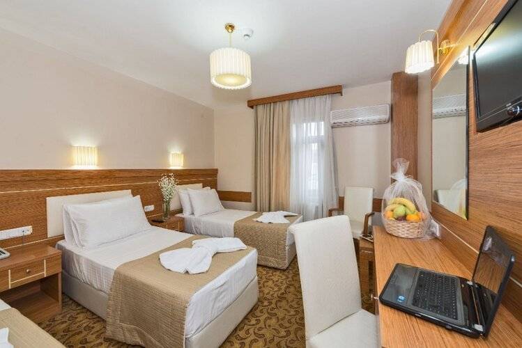 Selenay Hotel
