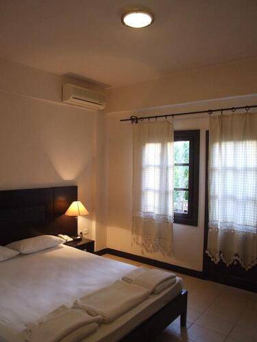 Safir Hotel
