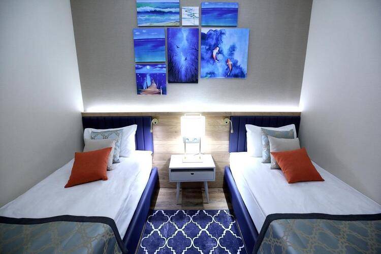 Isfanbul Holiday Home & Suites (Ex.Vialand Palace Hotel)