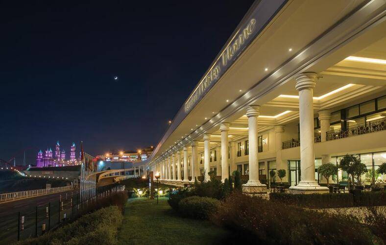 Isfanbul Holiday Home & Suites (Ex.Vialand Palace Hotel)
