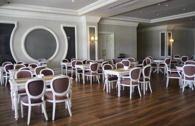 Isfanbul Holiday Home & Suites (Ex.Vialand Palace Hotel)