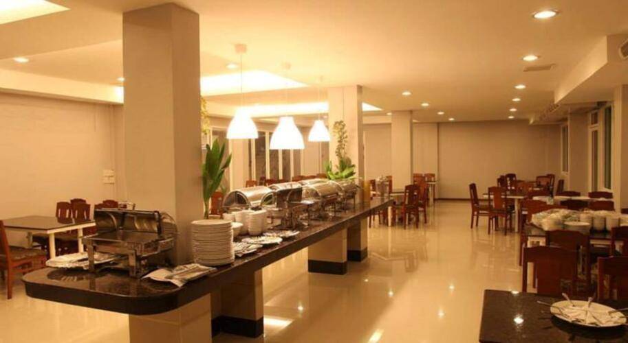 Golden Jade Suvarnabhumi Hotel