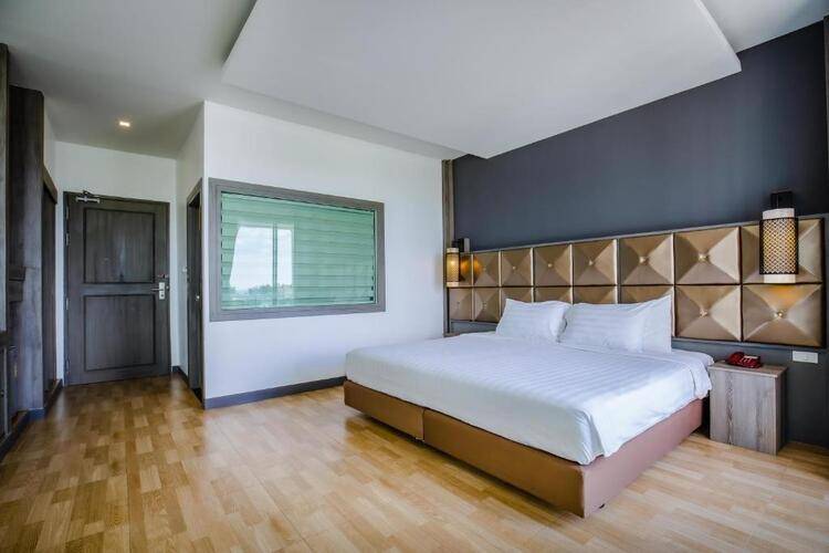 Addplus Hotel & Spa