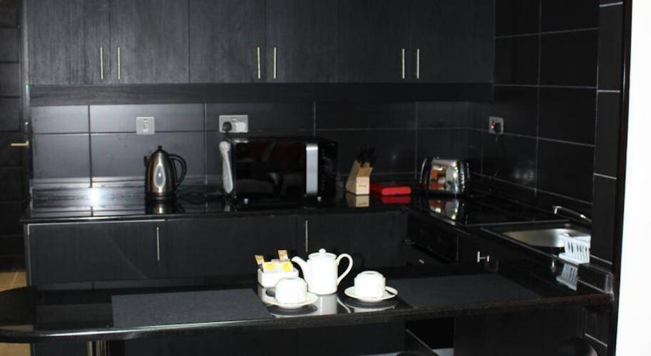Al Diar Sawa Hotel Apartments
