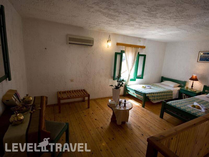 Фотография Anemi Studios And Apartments