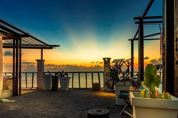 Bliss Hotel Sea Side Boutique & Spa