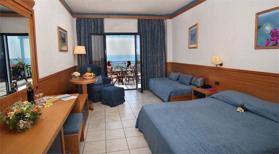 Nana Golden Beach (Ex.Nana Beach Resort Hotel)