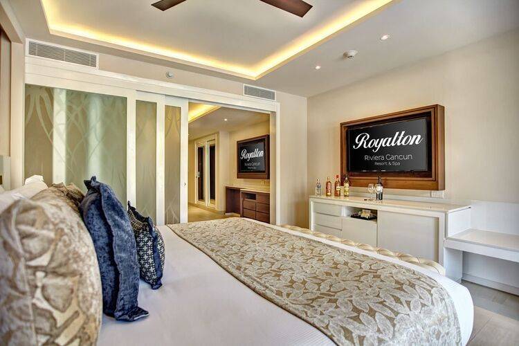 Royalton Riviera Cancun