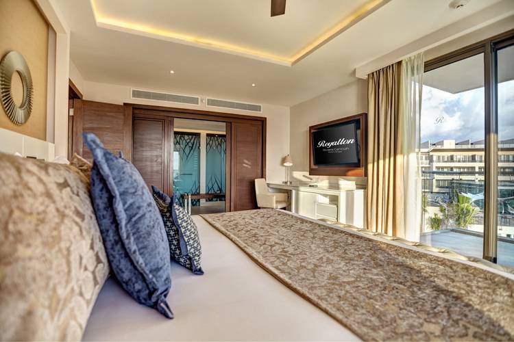 Royalton Riviera Cancun