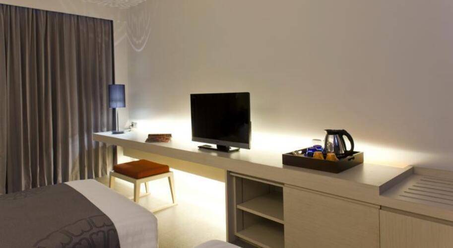 The Yama Phuket Resort & Spa (Ex.Eastin Yama Hotel)
