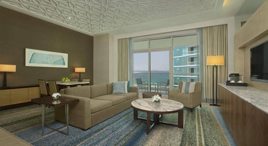 Doubletree By Hilton Dubai Jumeirah Beach