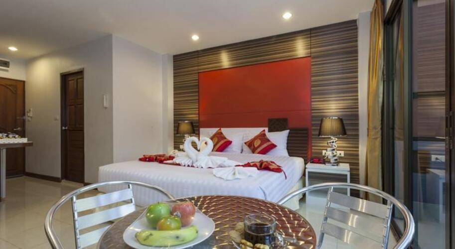 Patong Max Value Hotel