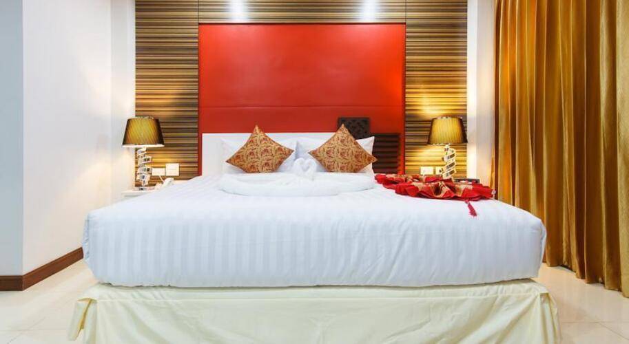 Patong Max Value Hotel