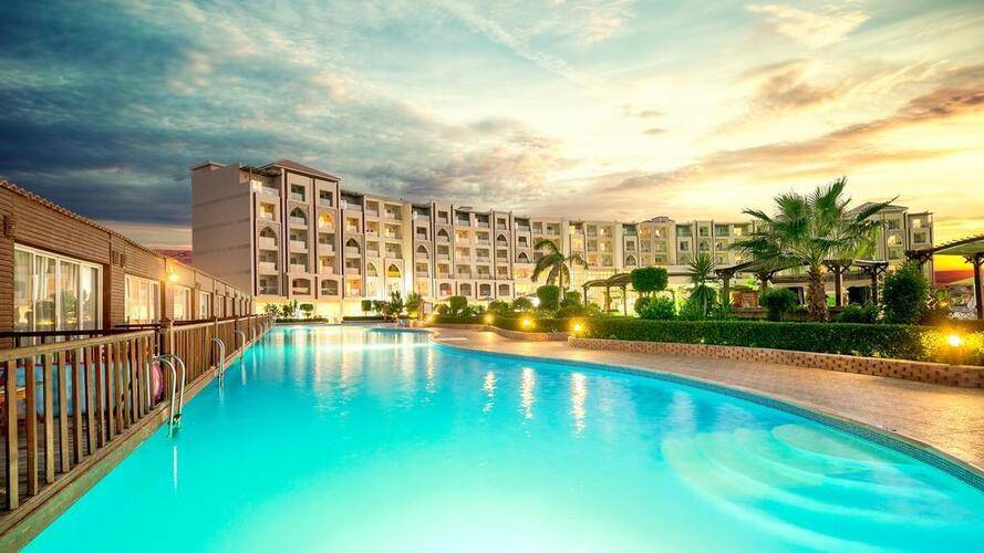 Sunrise Alora Aqua Park Resort (Ex. Caesar Palace Aqua Park Resort By Sunrise)