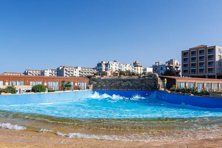 Sunrise Alora Aqua Park Resort (Ex. Caesar Palace Aqua Park Resort By Sunrise)