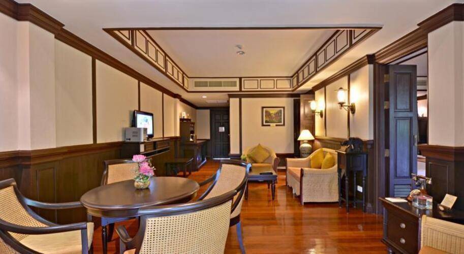 Wora Bura Hua Hin Resort & Spa