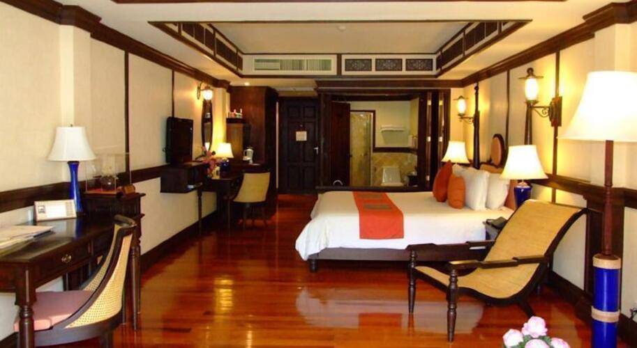 Wora Bura Hua Hin Resort & Spa