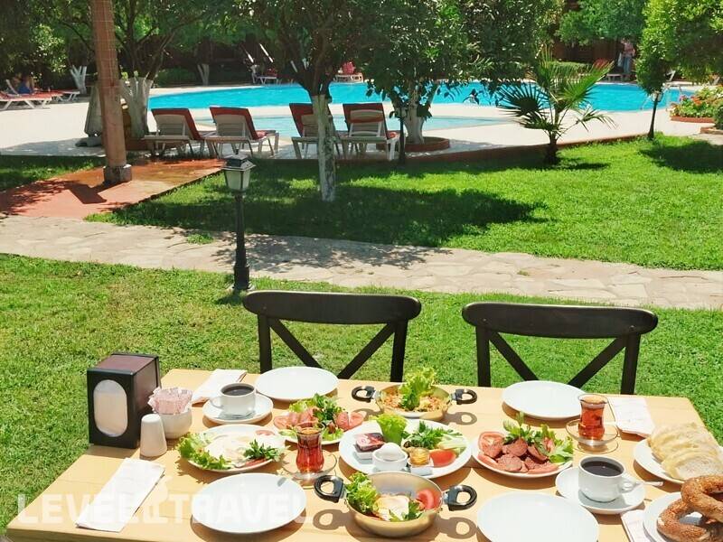 Фотография Woodline Hotel