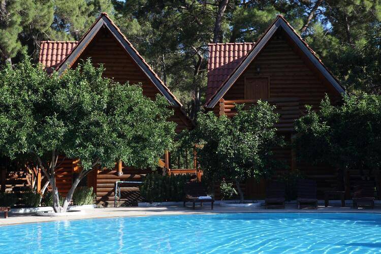 Woodline Hotel