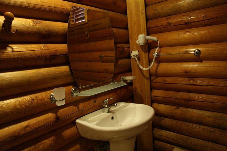 Woodline Hotel