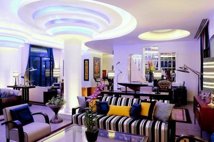 Wave Hotel