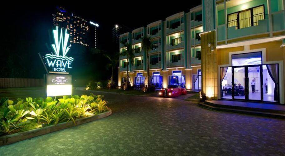 Wave Hotel