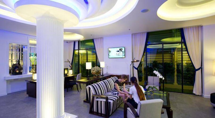 Wave Hotel