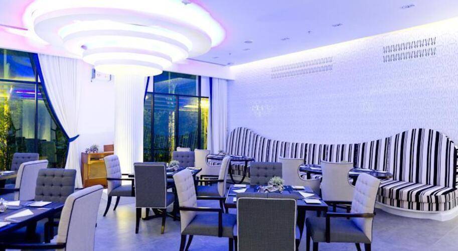 Wave Hotel