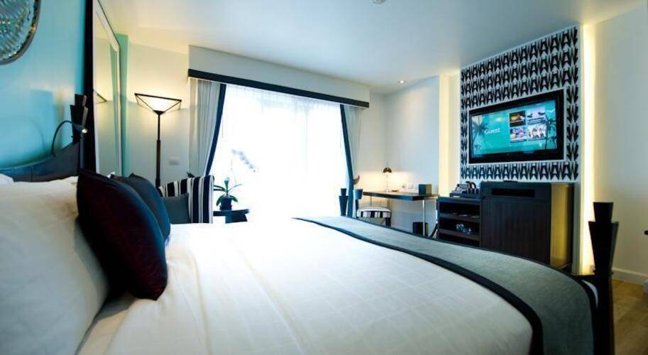 Wave Hotel