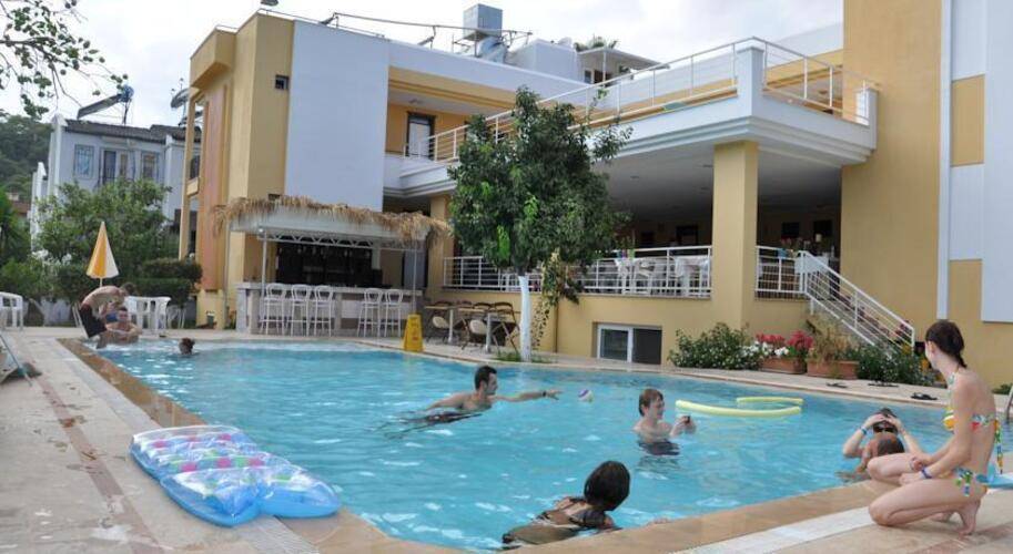 Tuncer Garden Hotel