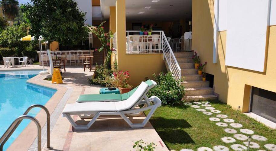 Tuncer Garden Hotel