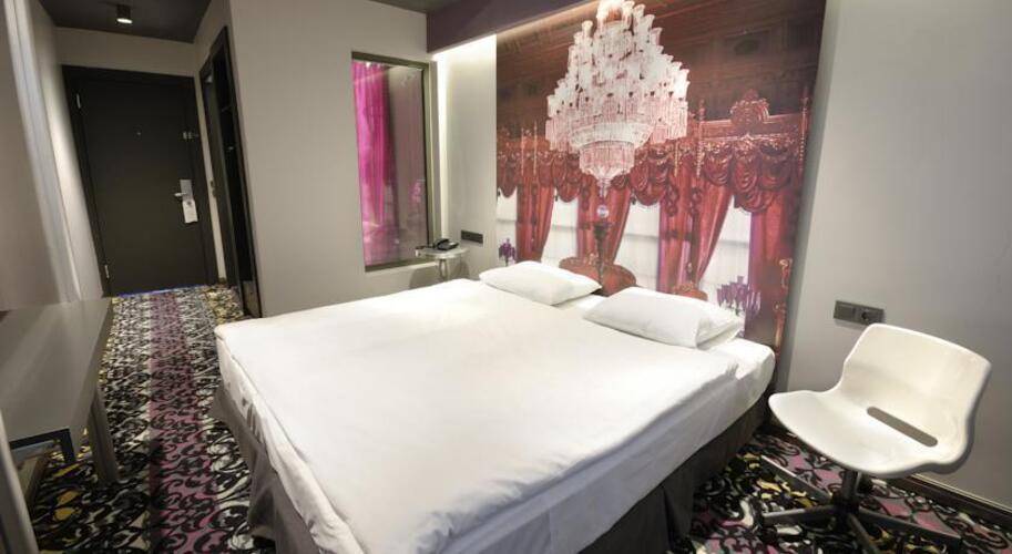 Tulip City Hotel