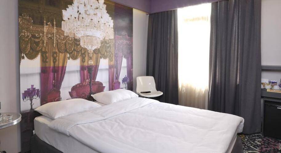 Tulip City Hotel