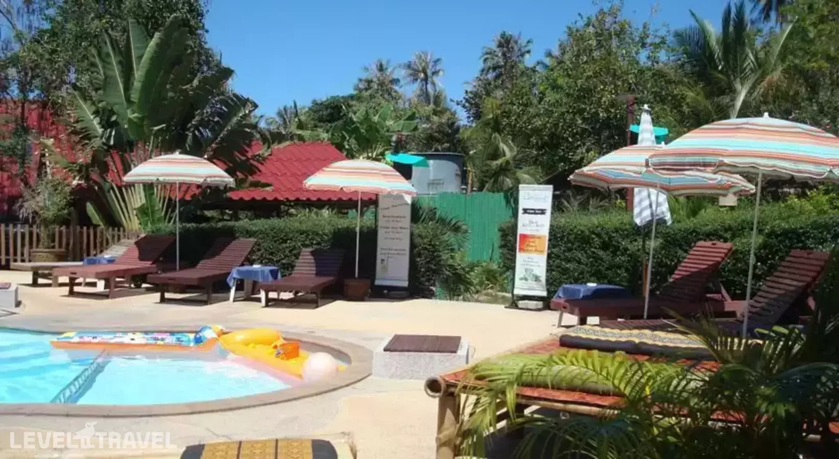 Tropical Garden Lounge Hotel & Resort