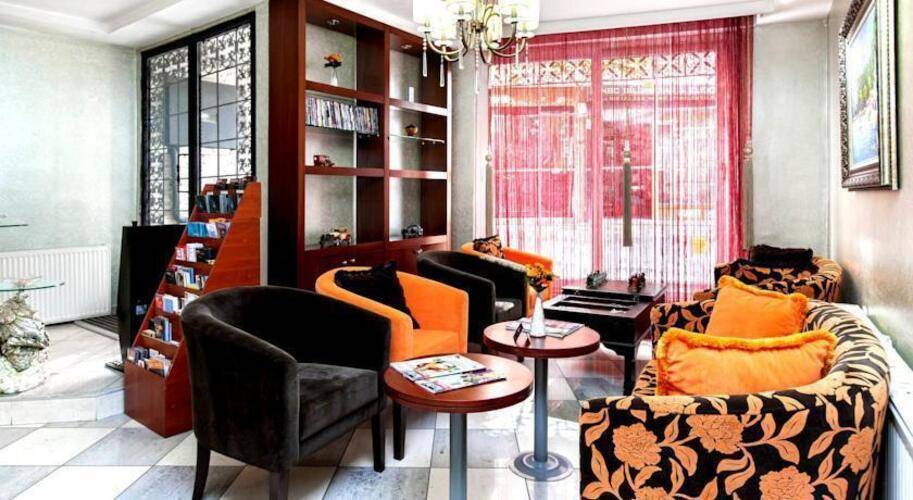 The Marions Suite