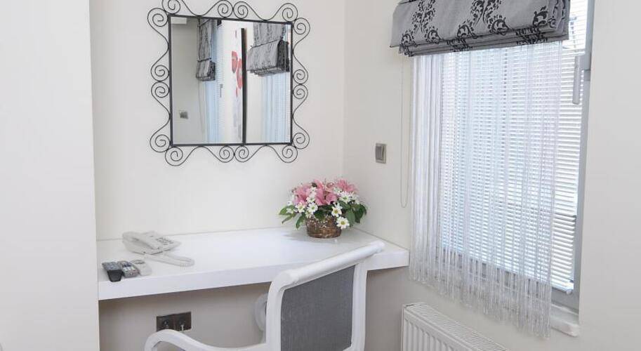 The Marions Suite
