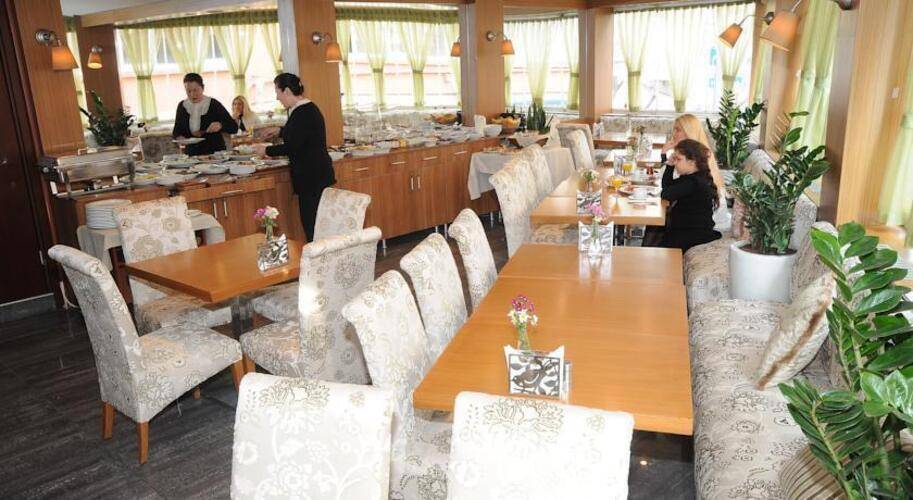 The Marions Suite