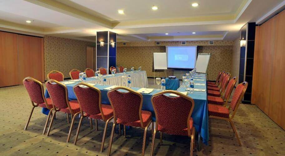 Mercure Istanbul Bakirkoy (Ex.Blue Regency Hotel)