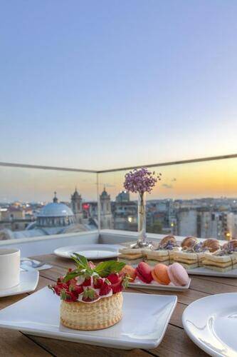 CVK Hotels Taksim
