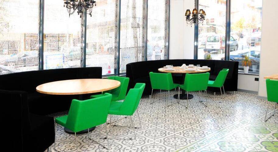 Tempo Hotel 4