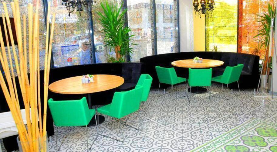 Tempo Hotel 4