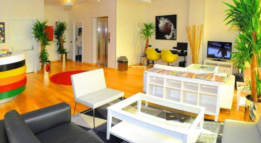 Tempo Hotel 4