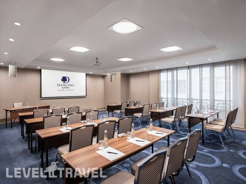 Фотография Doubletree By Hilton Istanbul Esentepe (Ex. Biz Cevahir Hotel)