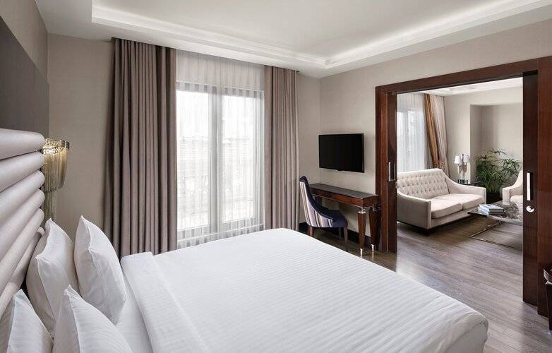 Doubletree By Hilton Istanbul Esentepe (Ex. Biz Cevahir Hotel)