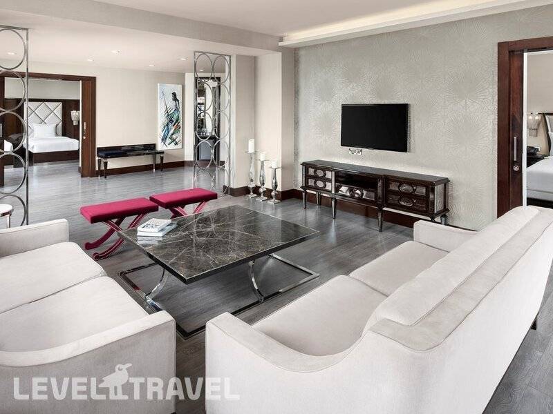 Фотография Doubletree By Hilton Istanbul Esentepe (Ex. Biz Cevahir Hotel)
