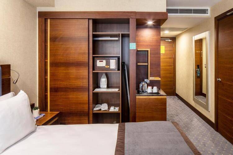 Holiday Inn Istanbul Sisli Hotel