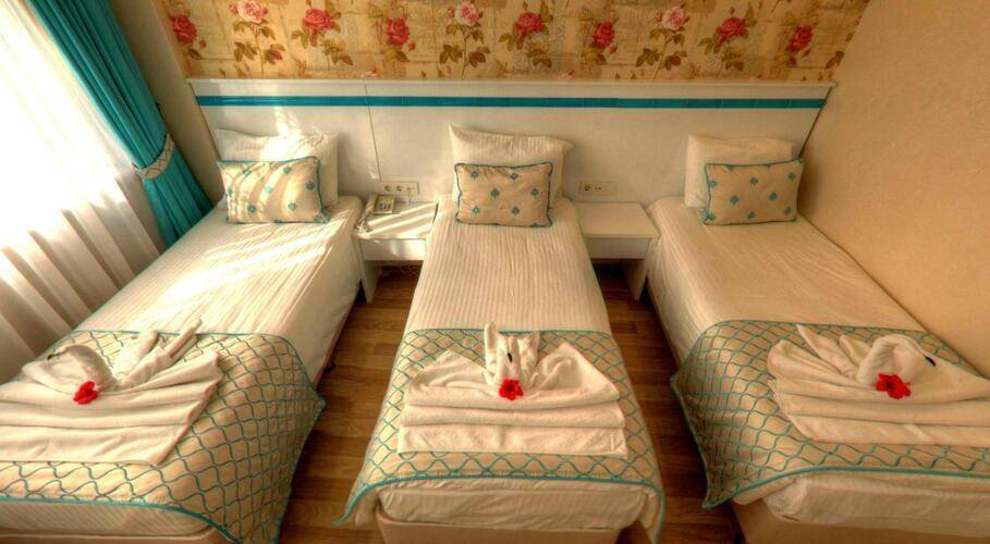 Star Holiday Hotel