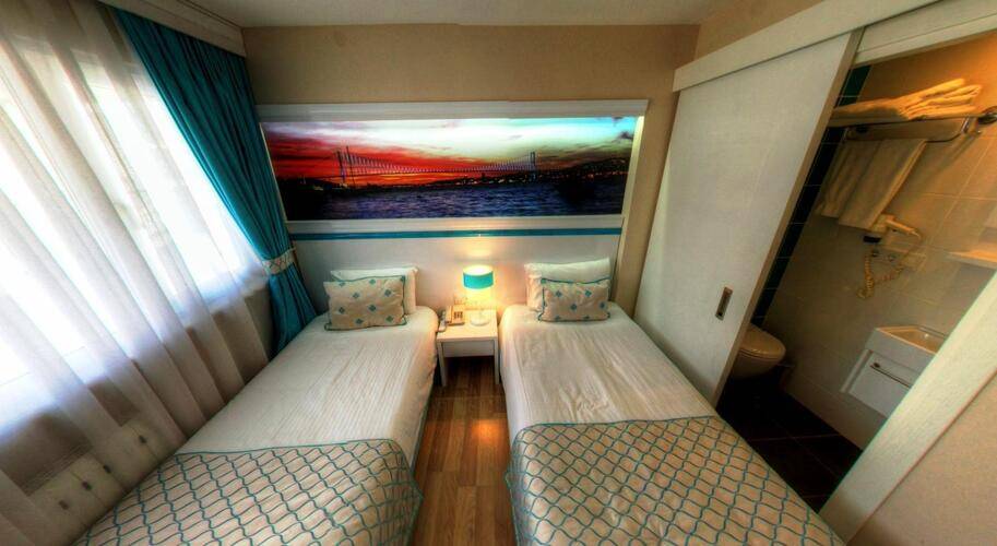 Star Holiday Hotel